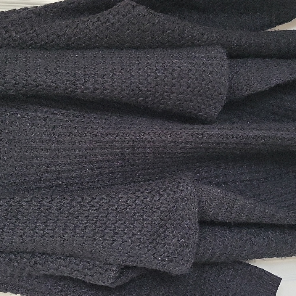 Chunky Cardigan - Picture 2 of 4